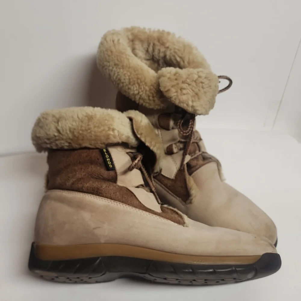 Blondo Cozy Shearling-Lined Sz 8.5 Winter Amazing Awesome Boots.
